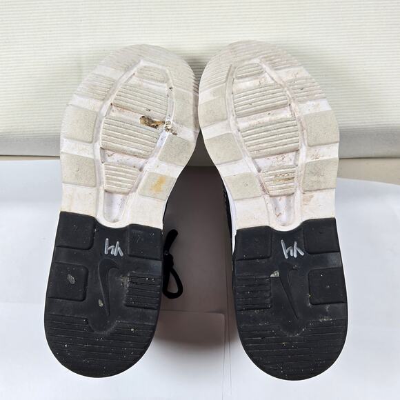 Nike Air Max Motion 2 GS "Black Flash Crimson" Youth Size 4.5Y - Picture 8 of 9